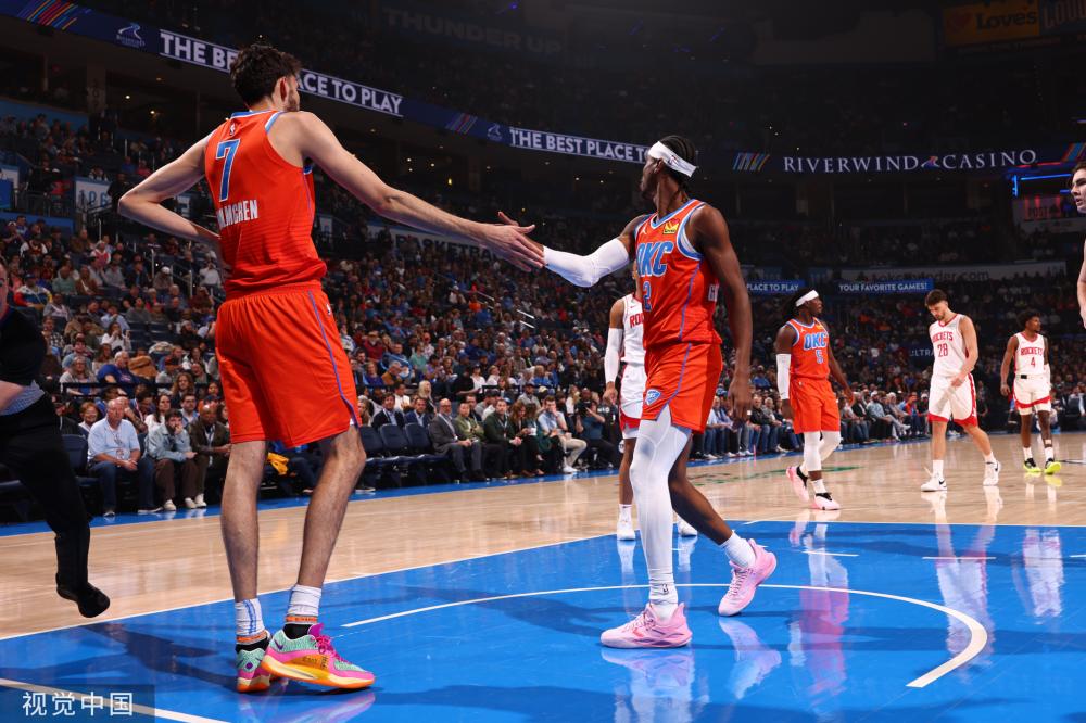 通过稳定的 通过稳定的