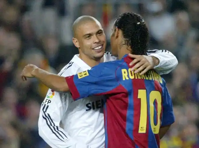 单打独斗的 单打独斗的