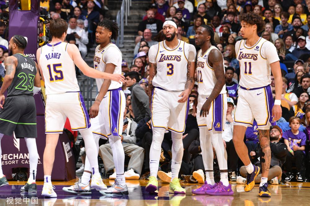 边路进攻缺 边路进攻缺